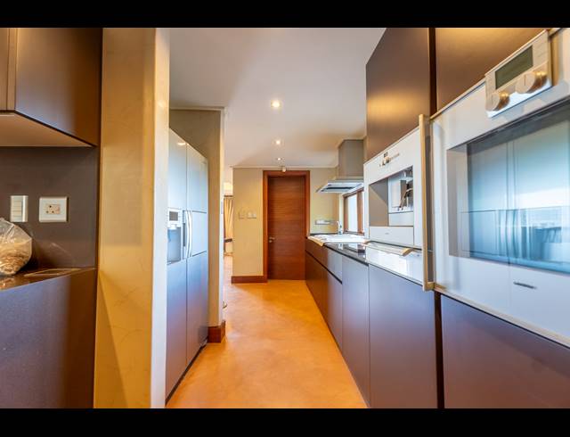 4 BEDROOM HOUSE FOR SALE IN ZIMBALI ESTATE